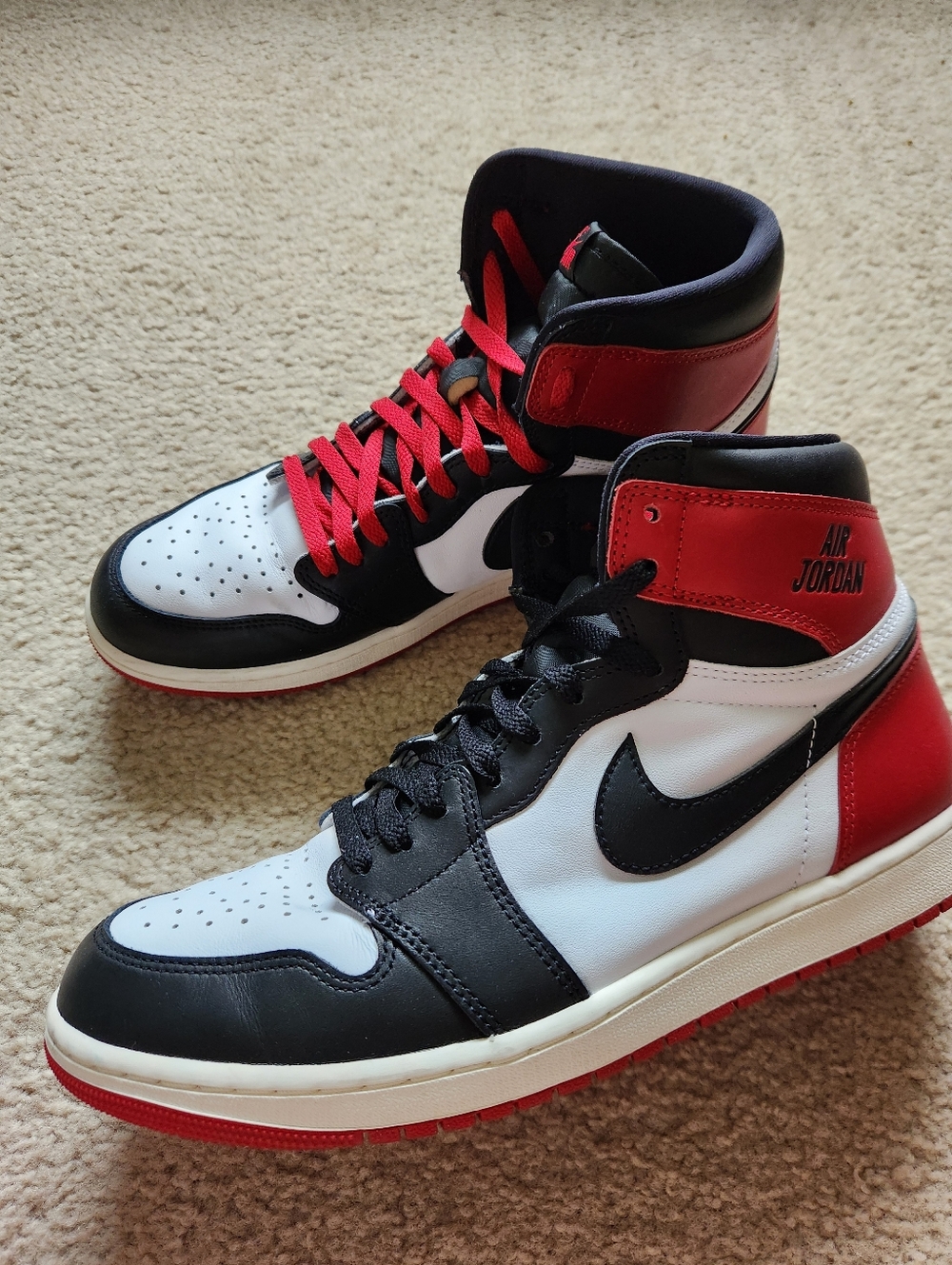 Jordan Retro 1 High OG Black Toes Re-Imagined Size 11.5